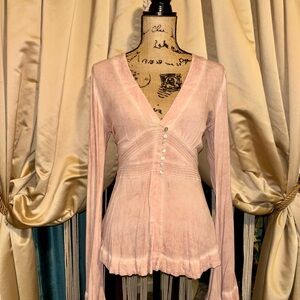 🌺FREE PEOPLE🌺GAUZE BELL SLEEVE FLY AWAY TOP🌺